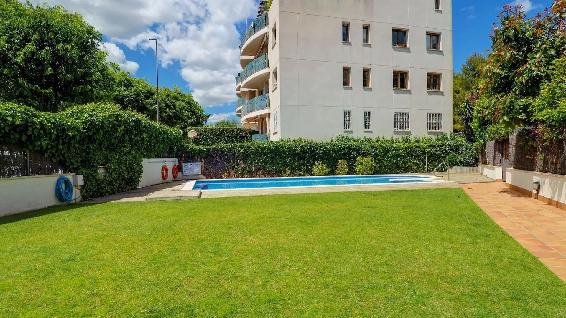 Megan Apartment By Hello Homes Sitges Espanha